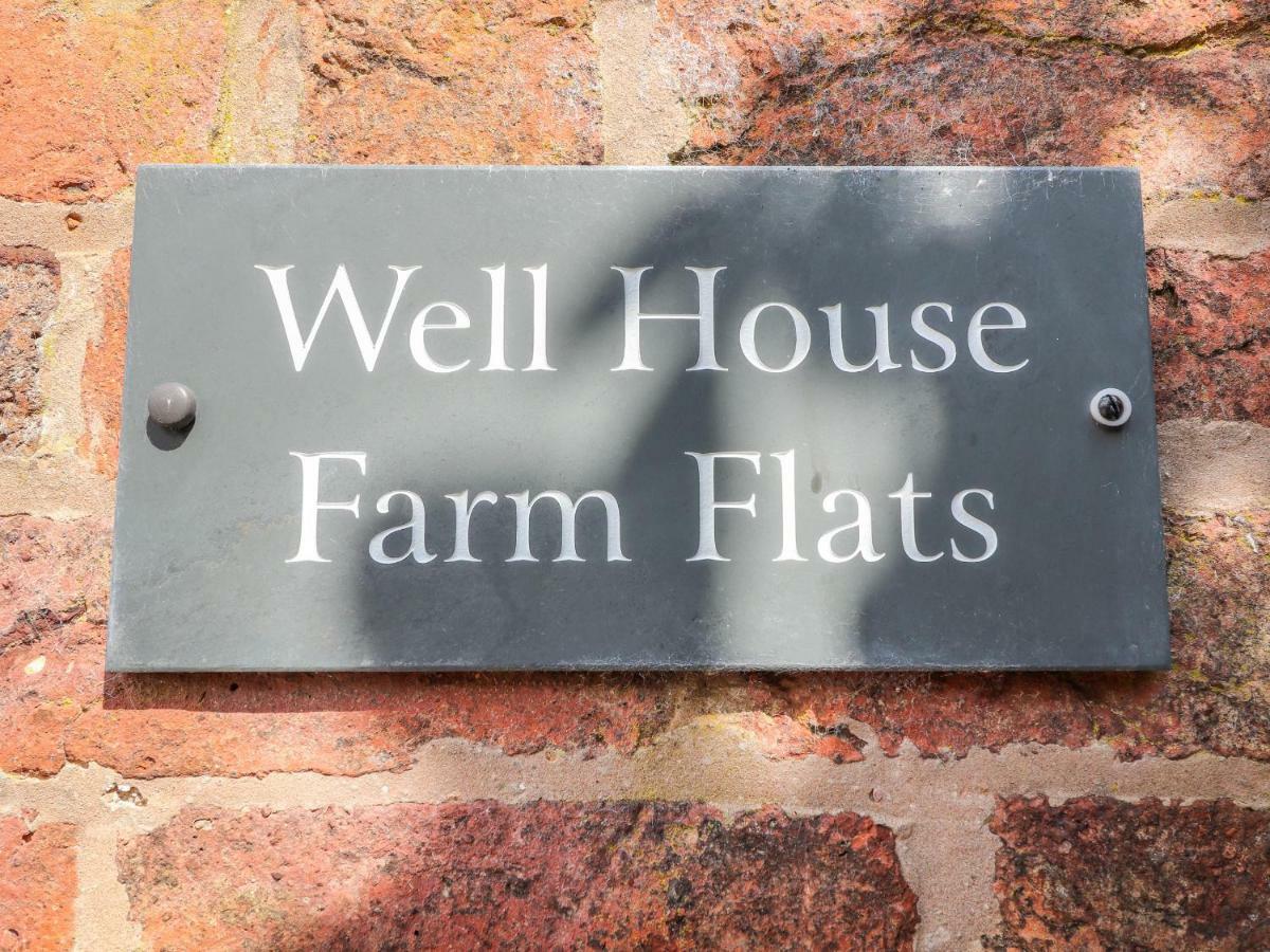 チェスターWell House Farm Flat 1アパートメント エクステリア 写真