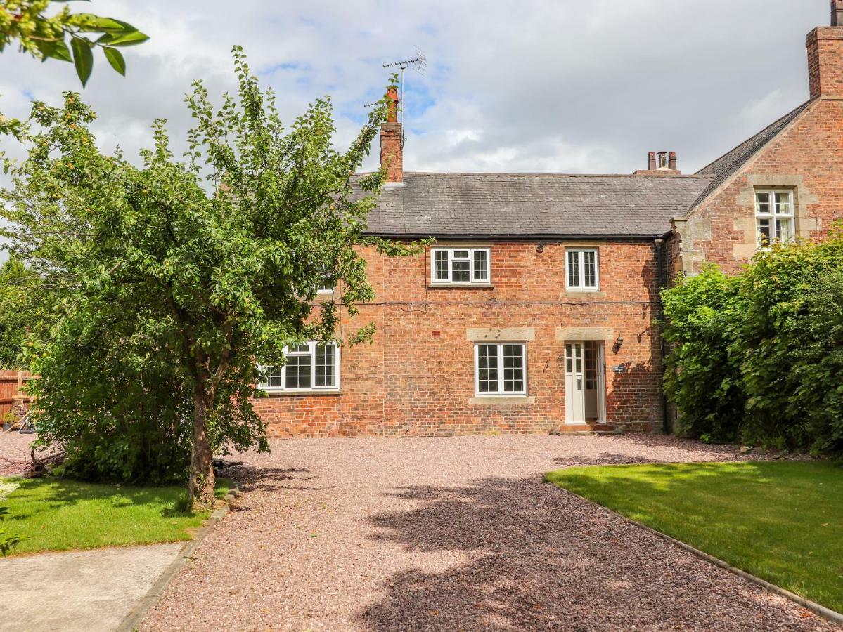 チェスターWell House Farm Flat 1アパートメント エクステリア 写真